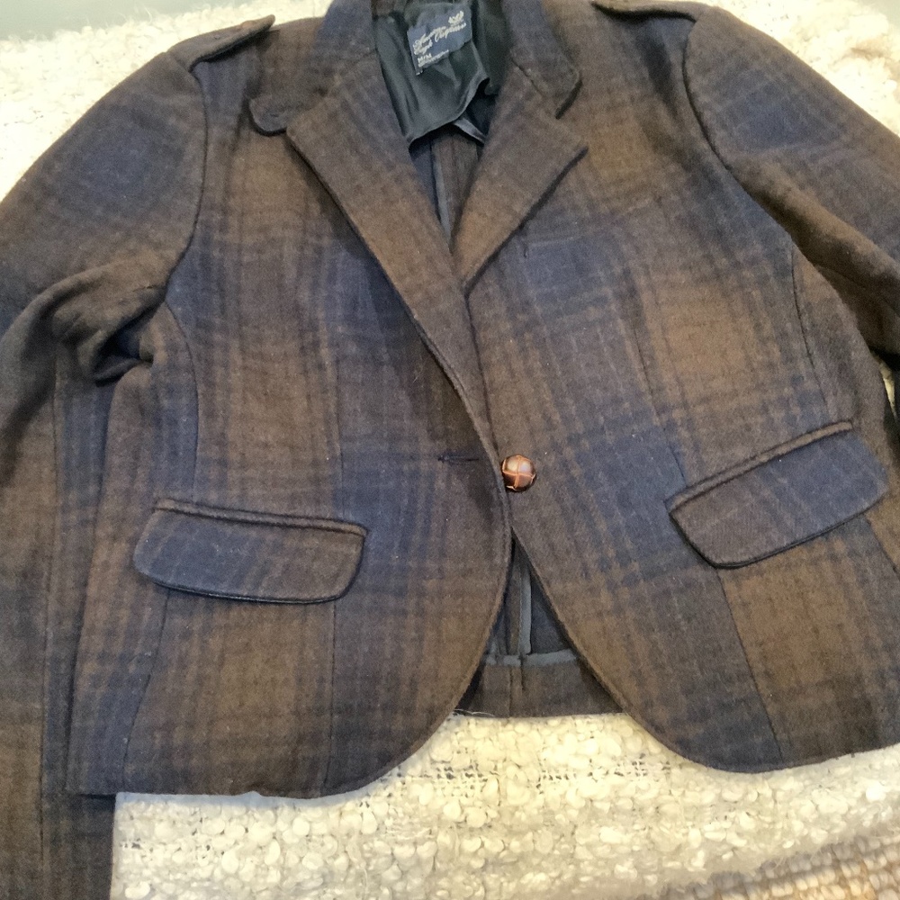 Plaid cropped blazer